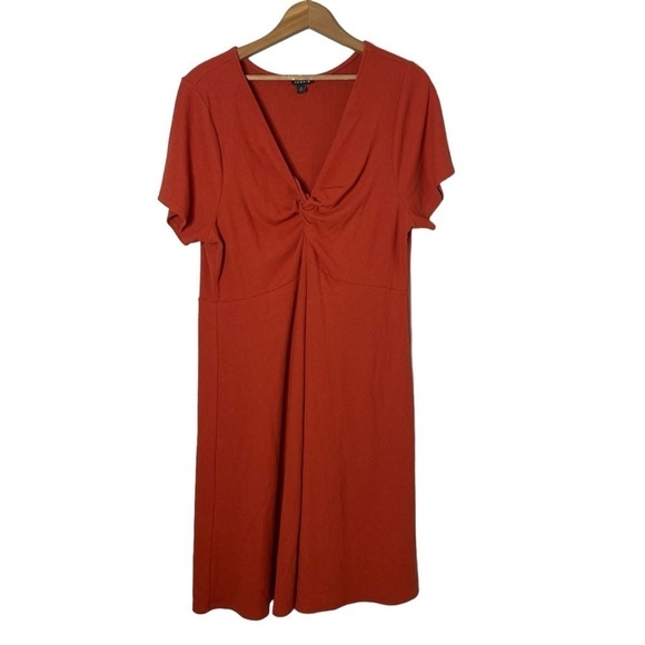 Torrid Short Sleeve Knot Front Midi Dress - Size 2 - Picture 1 of 6
